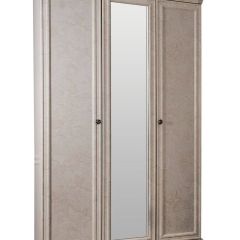 Спальня Афина 3-х ств. шкаф (Крем корень) в Стрежевом - strezevoi.mebel24.online | фото 2