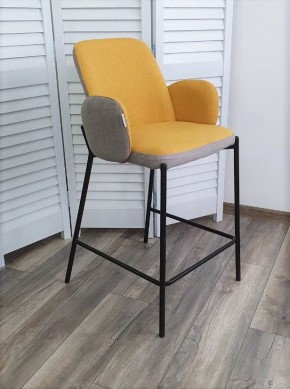 Полубарный стул NYX (H=65cm) VF106 желтый / VF120 серый М-City в Стрежевом - strezevoi.mebel24.online | фото 2